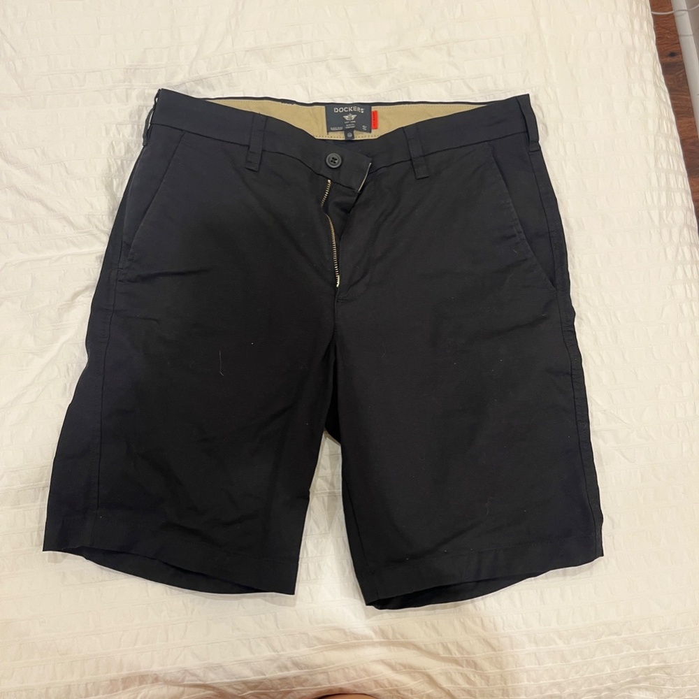 Dockers Men's Straight Fit Supreme Flex Ultimate 9.5" Shorts, NWOT - Picture 3 of 4